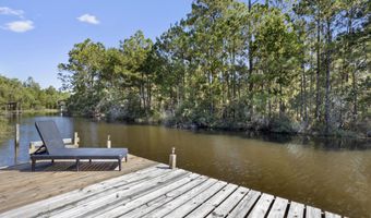 10100 Bancroft St, Bay St. Louis, MS 39520
