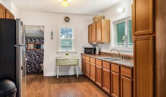 9560 Bailey Dr NE, Ada, MI 49301