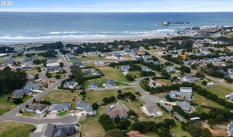 3868 GRANT Pl, Bandon, OR 97411