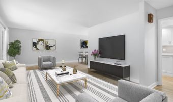 5 S Windsor Dr, Arlington Heights, IL 60004