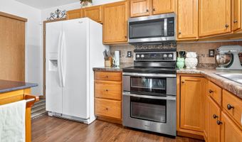 2403 W AMERICAN Dr, Neenah, WI 54956