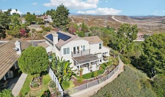 895 Rivertree Dr, Oceanside, CA 92058