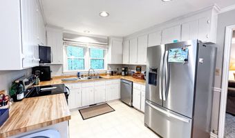 5728 Carriagehouse Ct, Apex, NC 27539