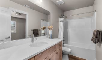 63266 NW Ski Ln, Bend, OR 97703