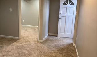 7715 HERITAGE Dr, Annandale, VA 22003