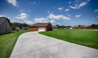 1420 Summerchase Ln, Albertville, AL 35951