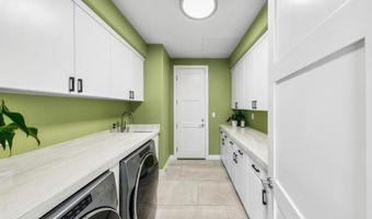 1504 Hamilton Ln, Escondido, CA 92029