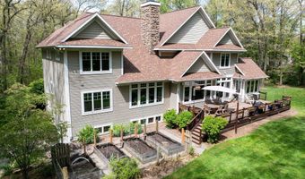 3099 Pickford Dr SE, Ada, MI 49301