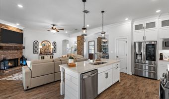 568 Newburyport St, Blanchard, LA 71107