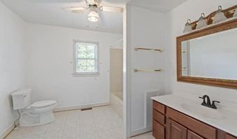 16474 DOUGLAS Rd, Barboursville, VA 22923
