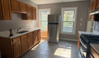 47 Berkshire Ave 2, Bridgeport, CT 06608