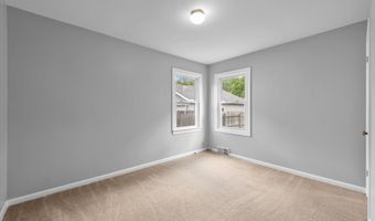 41081 N 1ST St, Antioch, IL 60002
