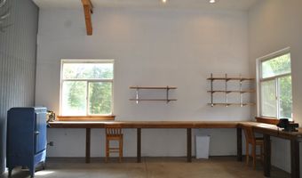 21626 GLAZE Rd, Veneta, OR 97487