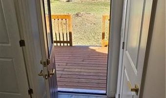 639 Ozburn Rd NW, Atlanta, GA 30318