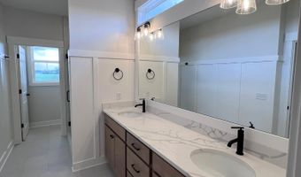 11290 Shoreline Dr 121, Allendale, MI 49401