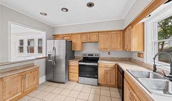 1376 Goodyear Blvd, Akron, OH 44305