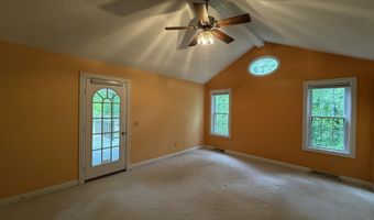 206 Meadow Ridge Dr, Bardstown, KY 40004