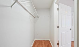 518 WINDING ROSE Dr, Rockville, MD 20850