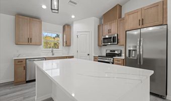 4906 36th St, Bell, FL 32619