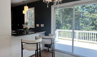 19 W Shore Ave, Manchester, NH 03109