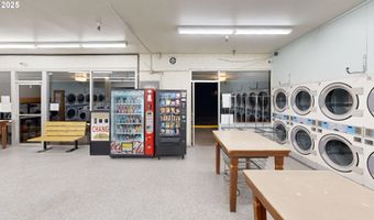 97900 SHOPPING CENTER Ave, Brookings, OR 97415