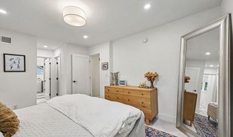 586 Kuehnle Ave, Ann Arbor, MI 48103