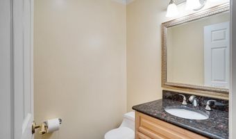 100 N UNION St A, Alexandria, VA 22314
