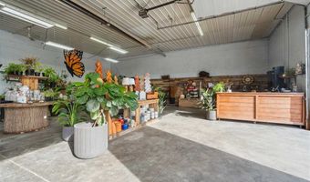 5276 Oakcrest Hill Rd SE, Riverside, IA 52327