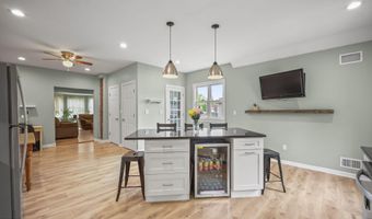 156 Myrtle Ave, Belford, NJ 07718