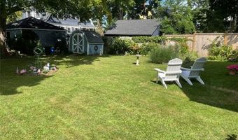 161 Ocean Ave, Cranston, RI 02905