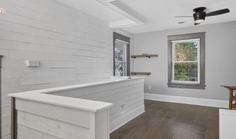 175 NE Stonewall Hts, Abingdon, VA 24210
