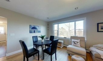 2 E Blvd 2, Middletown, RI 02842