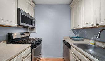 3701 5TH St S 309, Arlington, VA 22204