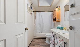 32 Sparrow Dr, Augusta, ME 04330