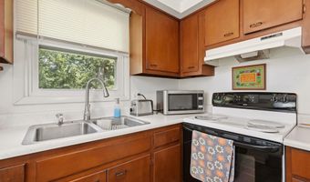 5358 S Highpoint Dr, Albion, IN 46701