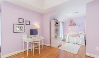 5601 VERNON Pl, Bethesda, MD 20817