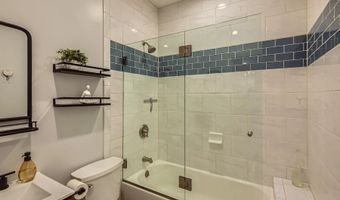 9180 Tokaj Ln, Spring Valley, CA 91977