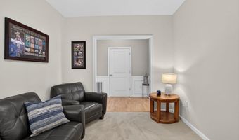 1 Francis Dr 405, Andover, MA 01810