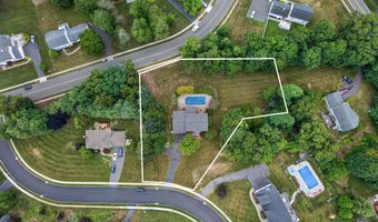 25 Winding Trl, Cheshire, CT 06410