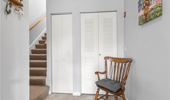 755 Williamsburg Cir, Warwick, RI 02886