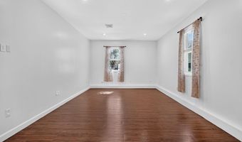 5 Normandy Sq, Guilderland, NY 12009