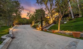 28451 Sandhurst Way, Escondido, CA 92026