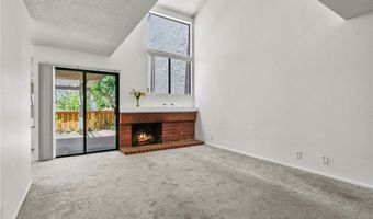 6516 E Camino Vis 1, Anaheim, CA 92807