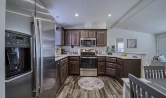 437 Coral Reef Dr, Bullhead City, AZ 86442