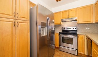 2752 Kaaha St 309, Honolulu, HI 96826