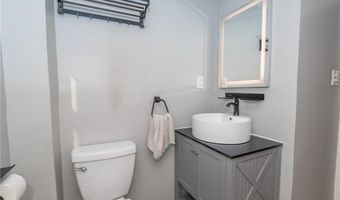 3 Luther St, Johnston, RI 02919