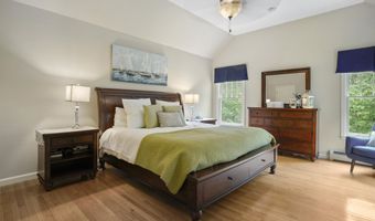 87 Rosewell Rd, Bedford, NH 03110