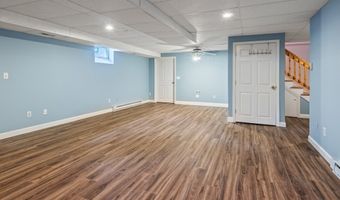 9 Santom St, Auburn, MA 01501