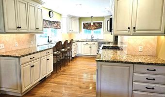 1892 Old Louisquisset Pike, Lincoln, RI 02865
