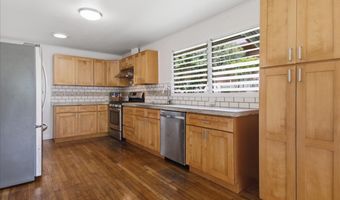 82 MALIA St, Hilo, HI 96720